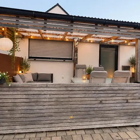 Appartamento Casa Memmingen - Modern & Gemuetlich - Hochwertige Einbaukuechen - Stellplatz - Balkon Oder Terrasse - Waschmaschine & Waeschetrockner - Naehe Klinikum - Stadtnah *